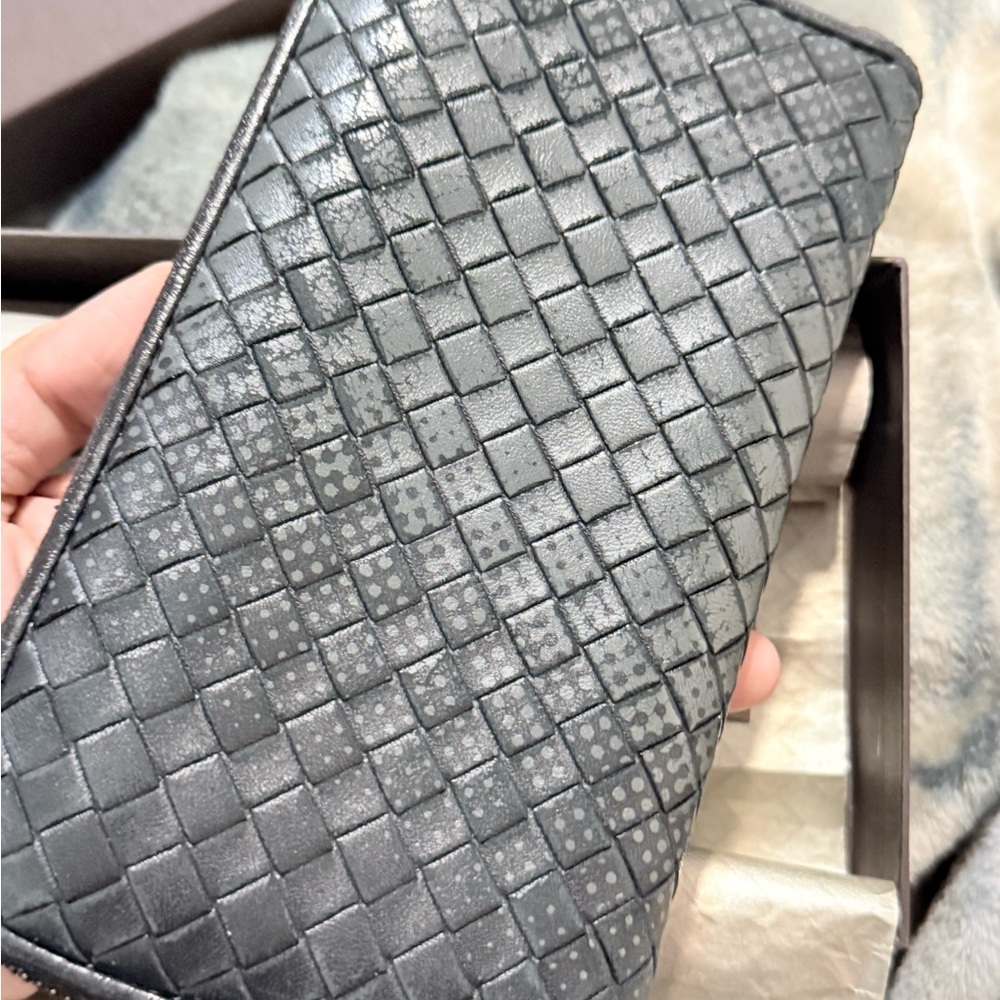 Bottega Veneta  Leather Wallet - Picture 3 of 15